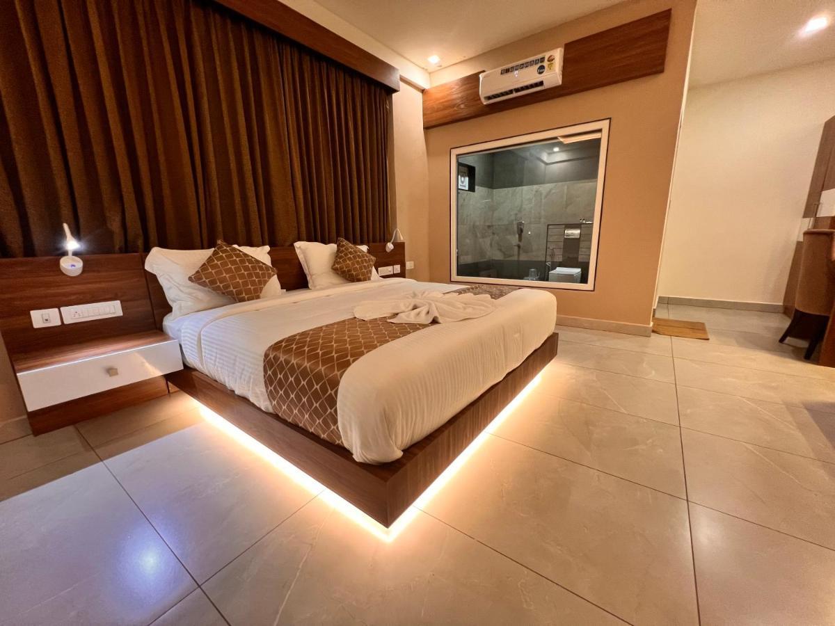Blue Peaks Holiday Home Munnar Buitenkant foto