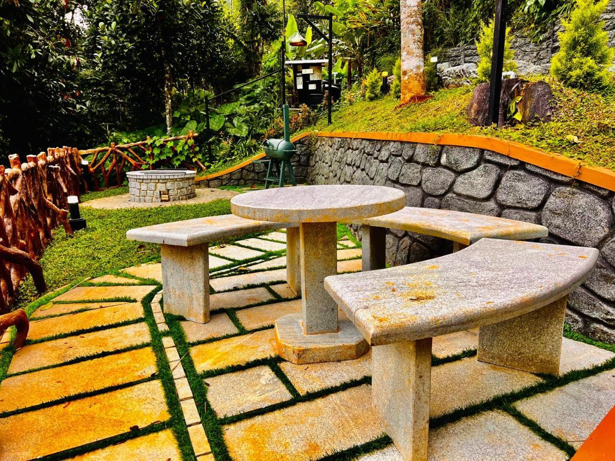 Blue Peaks Holiday Home Munnar Buitenkant foto